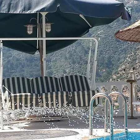 Kavala Отель Турунч
